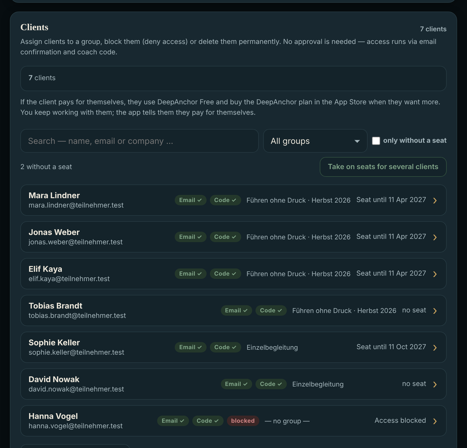 The coach console, Clients view: search, group filter and an “only without seat” switch, then one row per person with name, email, group and seat end date; the details open on a click.